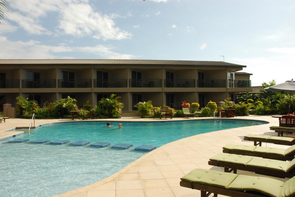 Tanoa Waterfront Hotel Лаутока Экстерьер фото
