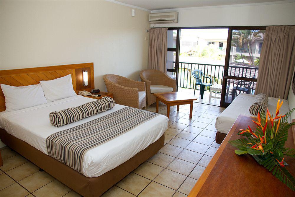 Tanoa Waterfront Hotel Лаутока Экстерьер фото